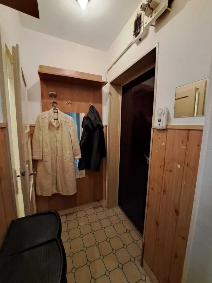 Garsoniera  zona Judetean,decomandat,bloc apartamente,61000 Euro - foto 6