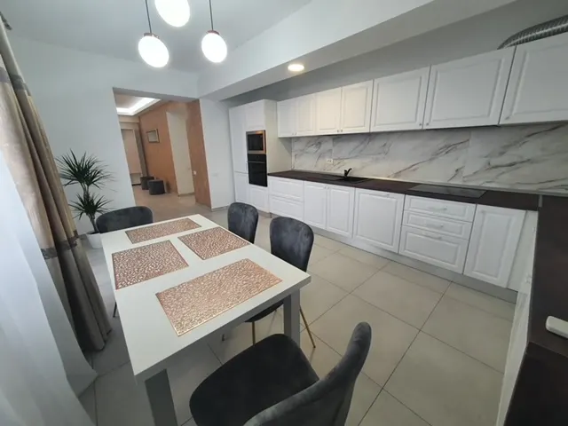 Inchiriere  penthouse de lux, bloc nou, in Ploiesti, zona Albert - foto 10
