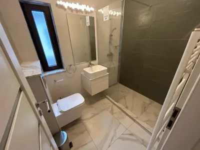 Inchiere apartament 3 camere Ploiesti, zona Albert - foto 14