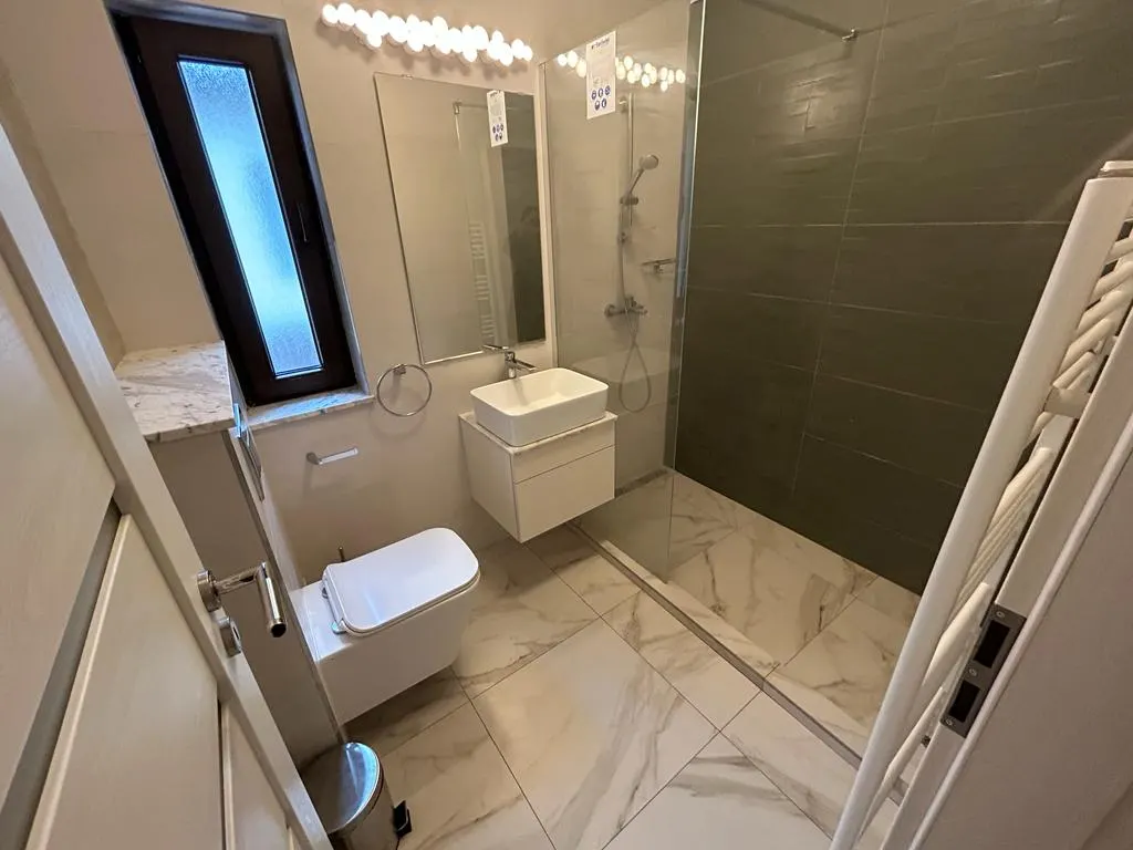 Inchiere apartament 3 camere Ploiesti, zona Albert - foto 14