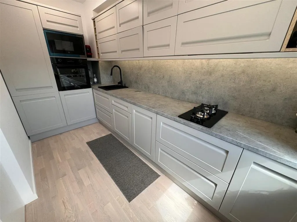 Inchiriere apartament 2camere  Ploiesti, zona Ultracentrala - foto 11