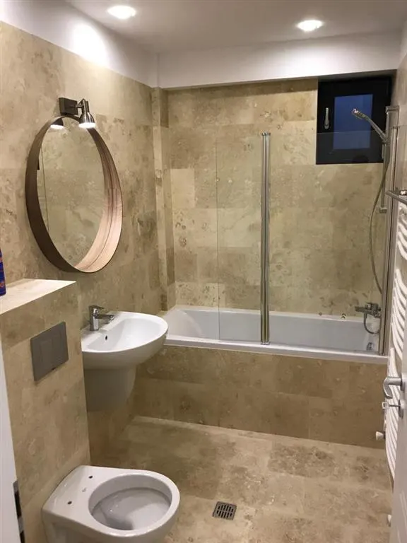 Inchiriere apartament lux,,imobil nou Ploiesti, zona  Ultracentral - foto 6