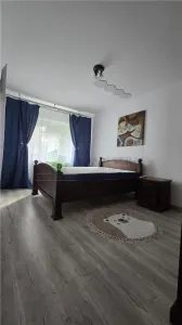 Apartament 2 camere decomandat , Tractorul, str. 1 Decembrie 1918 - foto 1