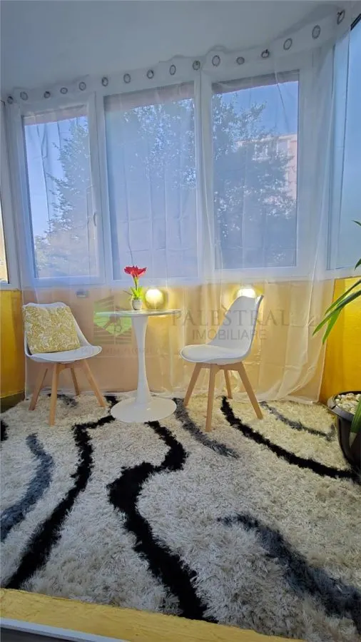 Apartament 2 camere decomandat , Tractorul, str. 1 Decembrie 1918 - foto 4