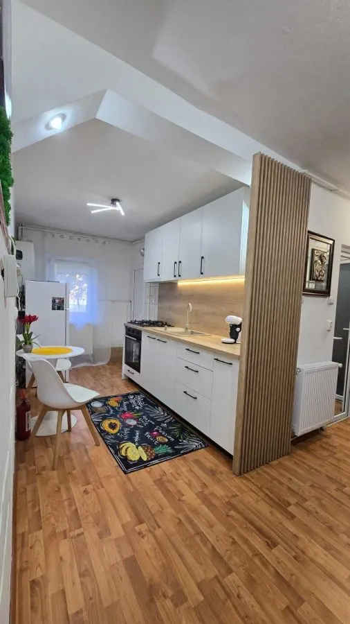 Apartament 2 camere decomandat , Tractorul, str. 1 Decembrie 1918 - foto 9