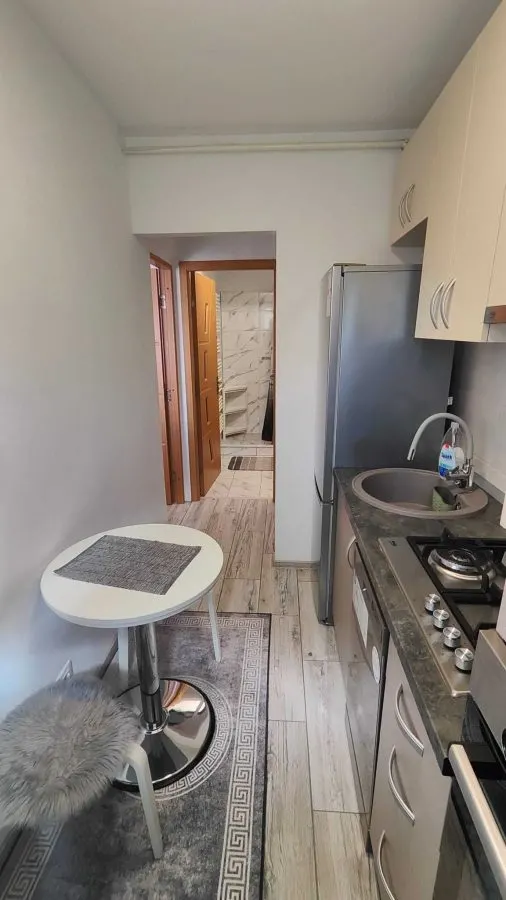 Garsoniera  lux,mobilata modern,Bartolomeu 66500 Euro - foto 3