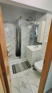 Garsoniera  lux,mobilata modern,Bartolomeu 66500 Euro - foto 4