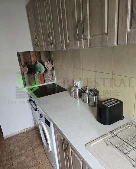 , Apartament 2 camere Centrul Civic,mobilat,117000 Euro neg - foto 6