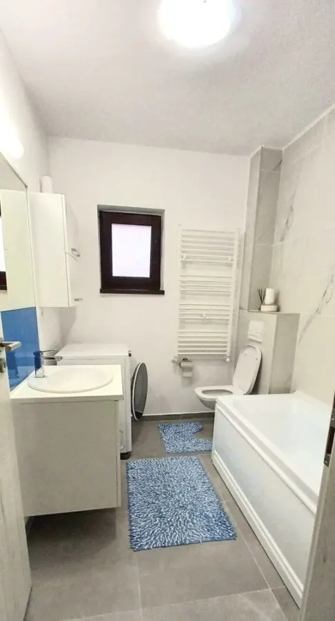 Apartament 2 camere Tractorul ,  loc de parcare. mobilat lux 173000 Euro - foto 5