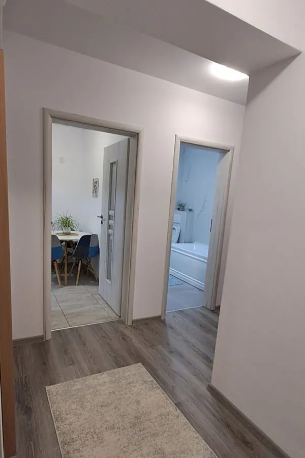 Apartament 2 camere Tractorul ,  loc de parcare. mobilat lux 173000 Euro - foto 7