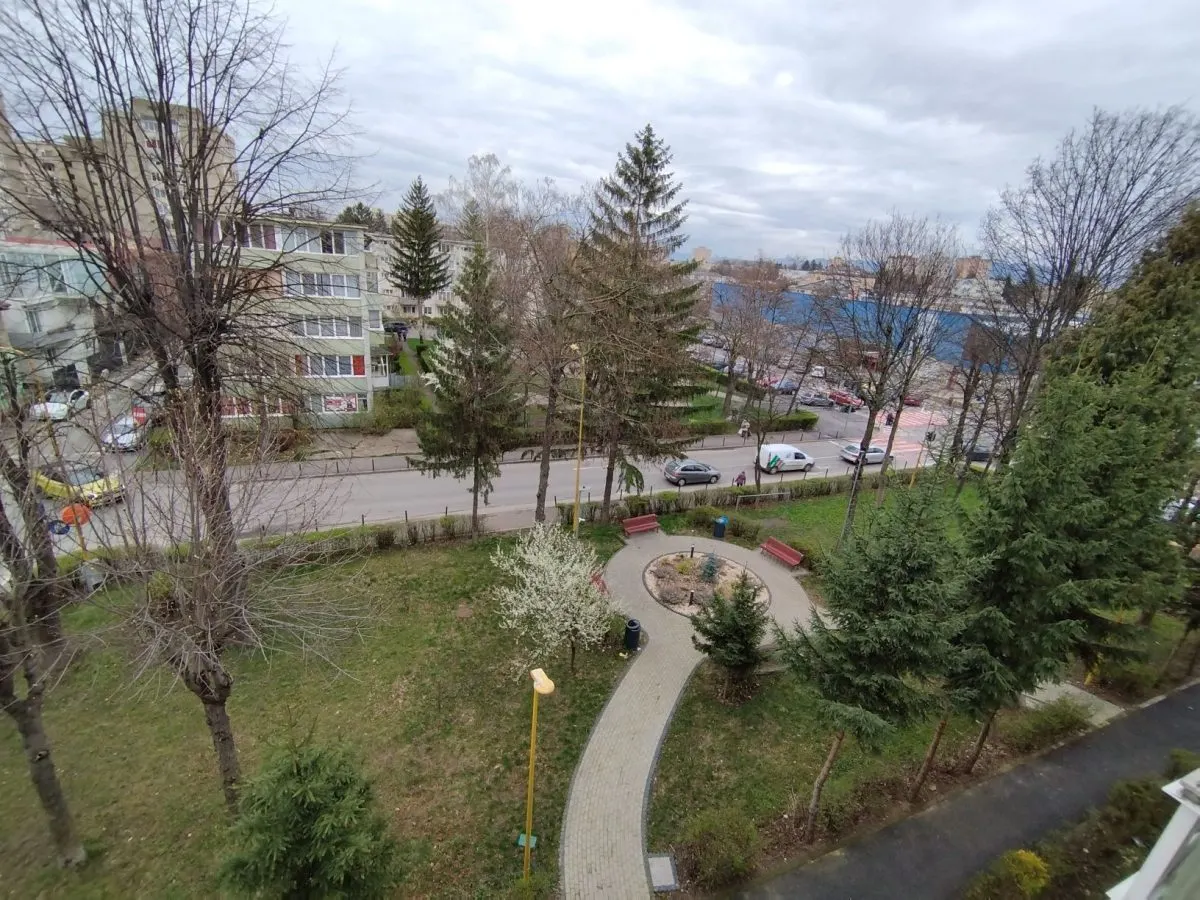 Apartament  2 camere  Astra-piata,renovat,79500 Euro - foto 6