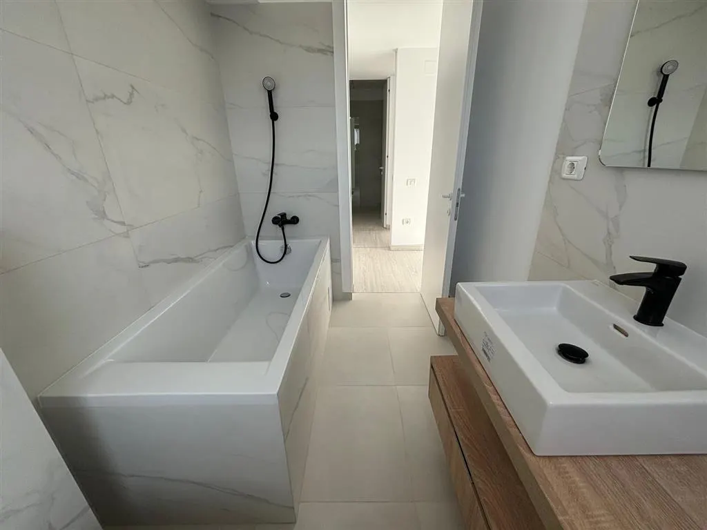 Vanzare apartament 2 camere bloc nou, Ploiesti. - foto 17