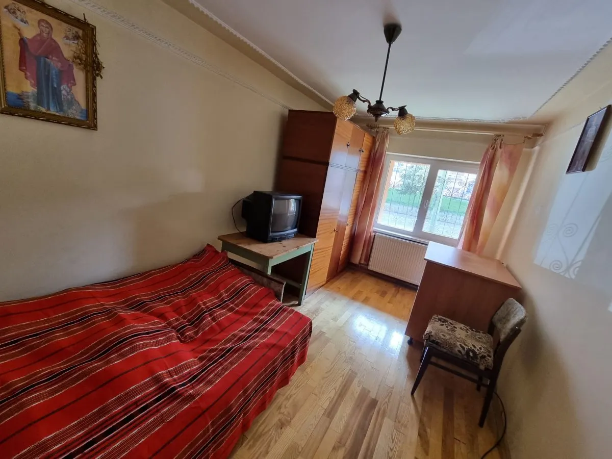 Apartament cu 3 camere Racadau-intrare,140000 Euro - foto 4