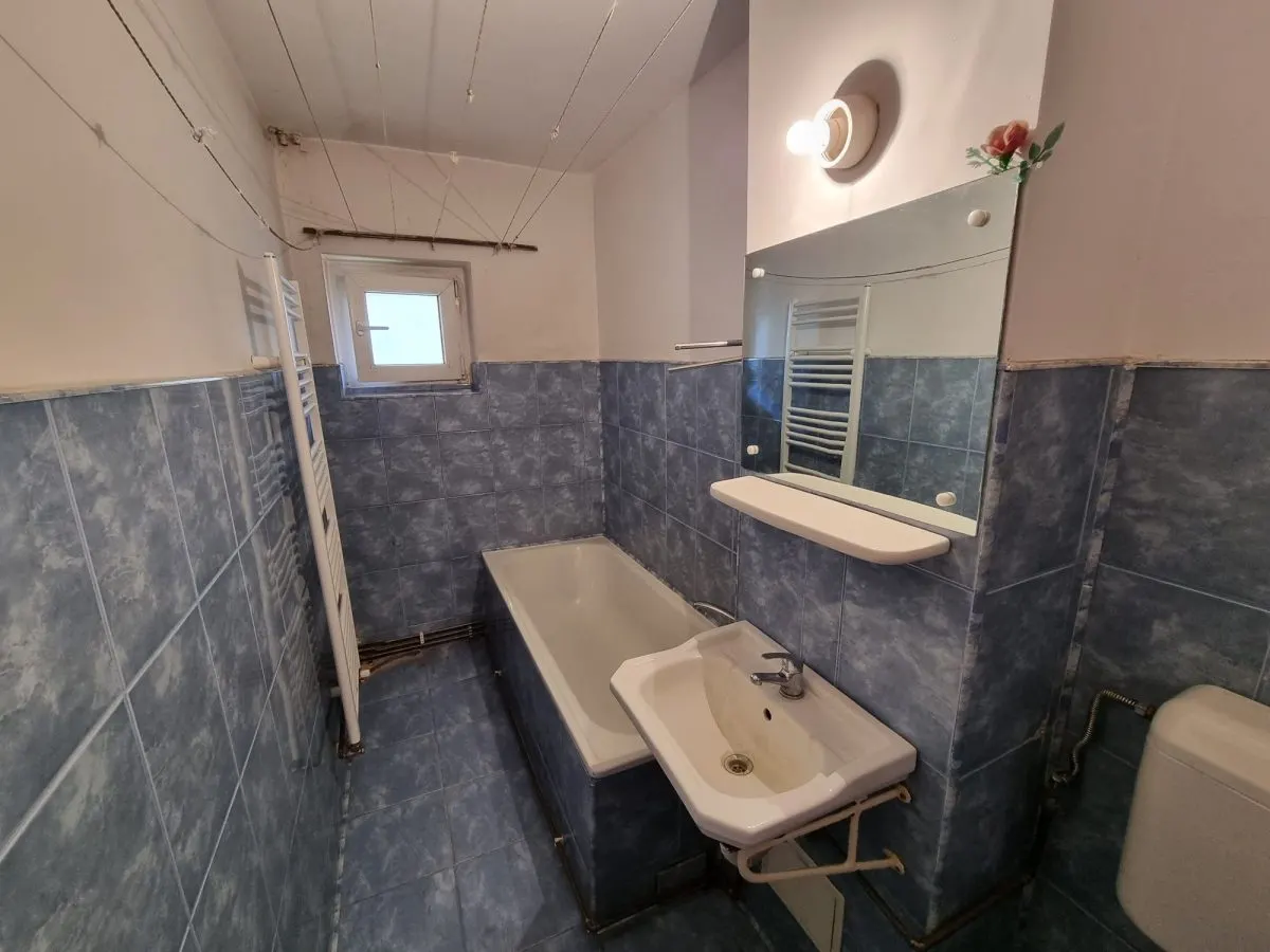 Apartament cu 3 camere Racadau-intrare,140000 Euro - foto 6