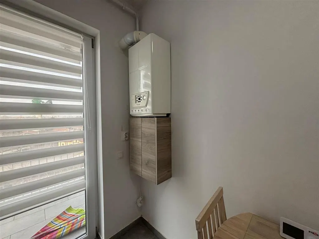 Inchiriere apartament 2 camere, bloc nou, zona Centrala - foto 14