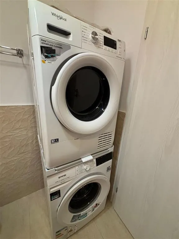 Inchiriere apartament 2 camere, bloc nou, zona Centrala - foto 15