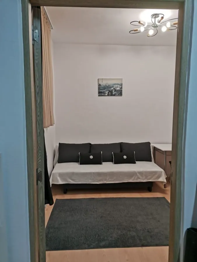 2 camere Tractorul-LIDL,mobilat,79000 Euro - foto 6