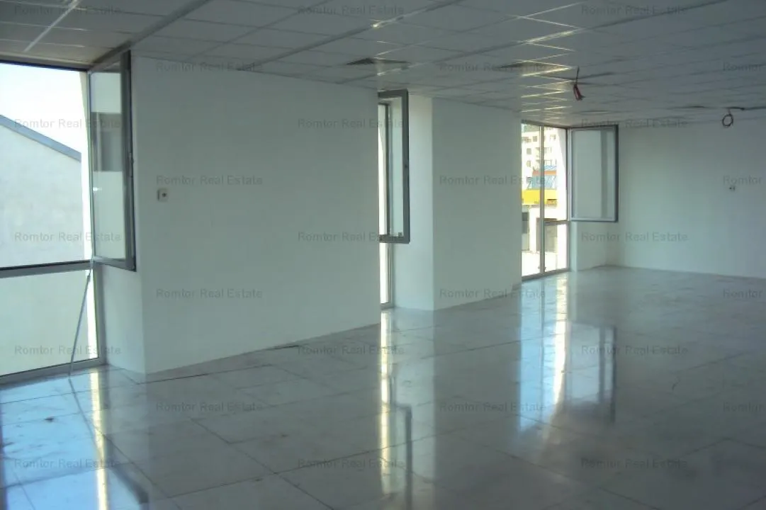 Spatiu birouri de inchiriat - Zona Nord - foto 1