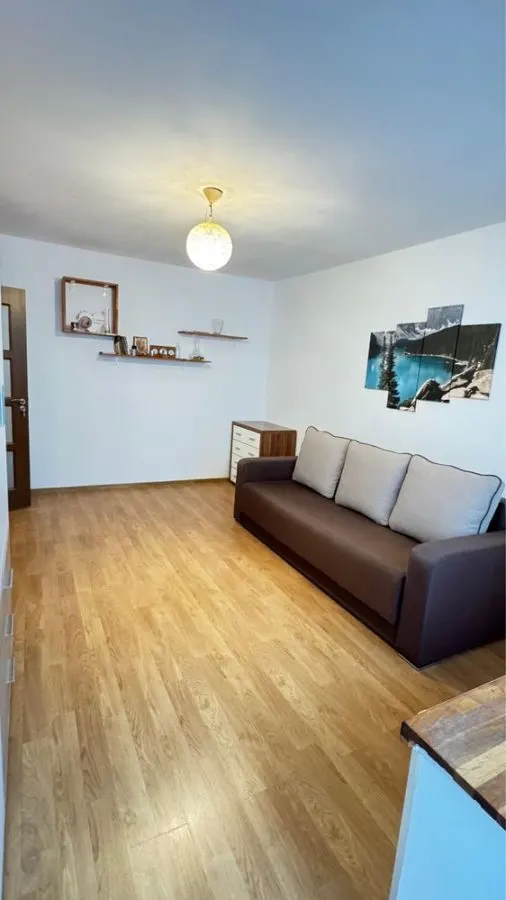 Garsoniera Astra-bloc apartamente,renovata,77500 euro - foto 6