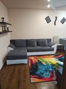 Apartament cu 3 camere Darste , mobilat-utilat , insorit,130000 Euro - Brasov
