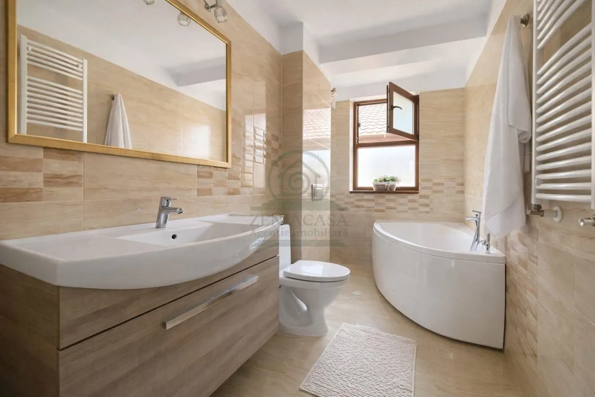 Apartament Centru Iasi pe doua nivele 120 mp + gradina 70 mp - foto 9