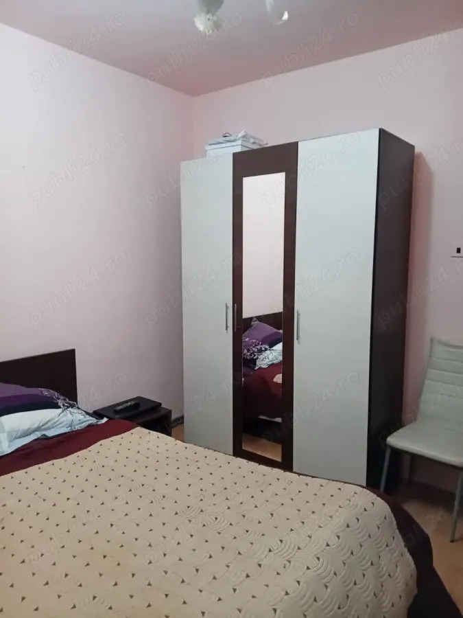 2 camere Racadau bloc vila,parcare,122000 Euro - foto 1