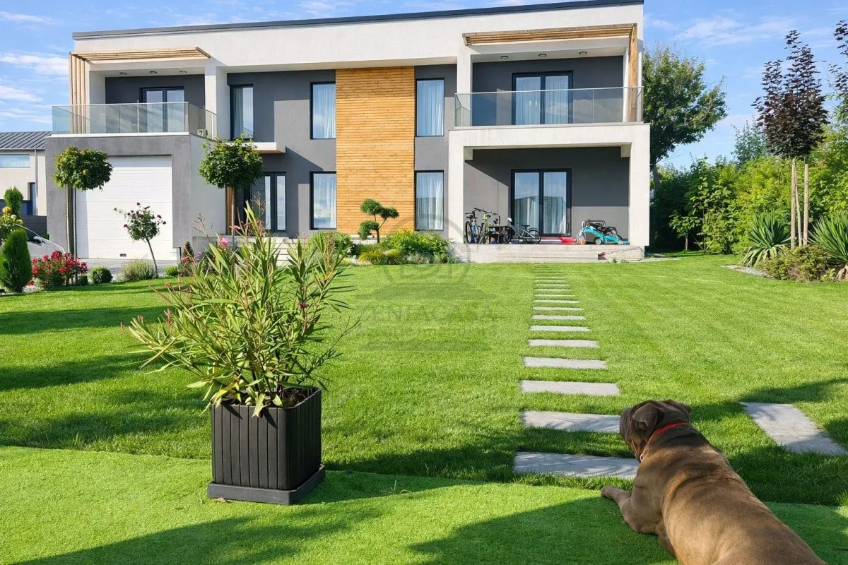 Casa de vanzare Suceava + 710 mp teren - foto 15