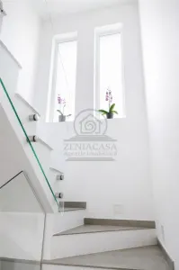 Casa de vanzare Suceava + 710 mp teren - foto 9
