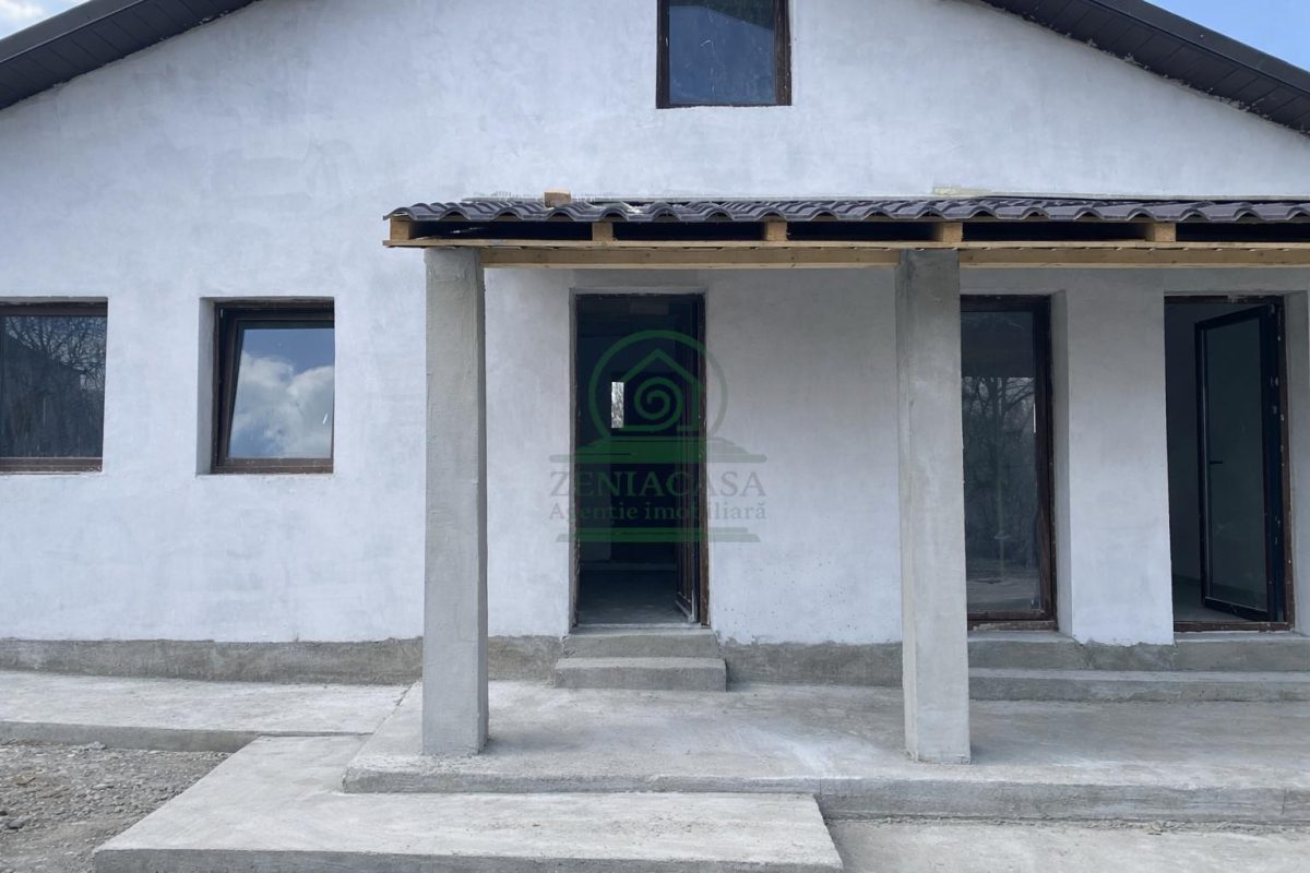 Casa 4 camere Voinesti Iasi 500 mp teren - foto 11
