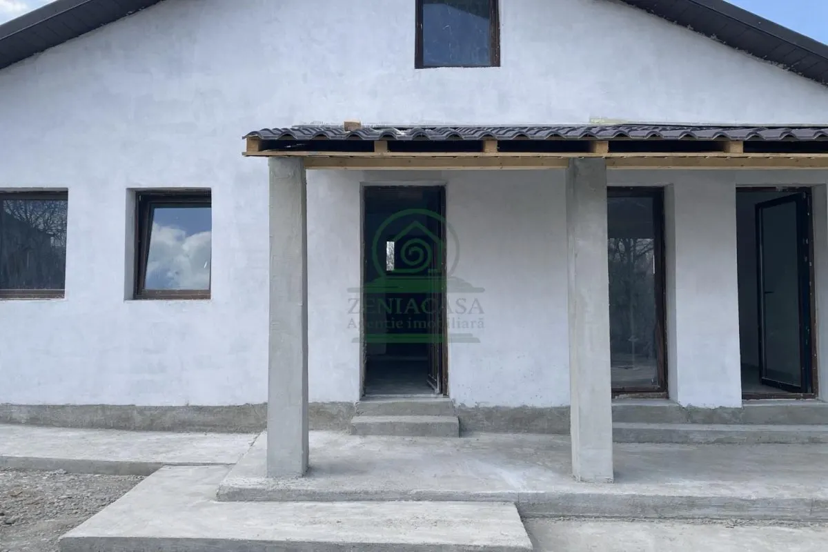 Casa 4 camere Voinesti Iasi 500 mp teren - foto 9