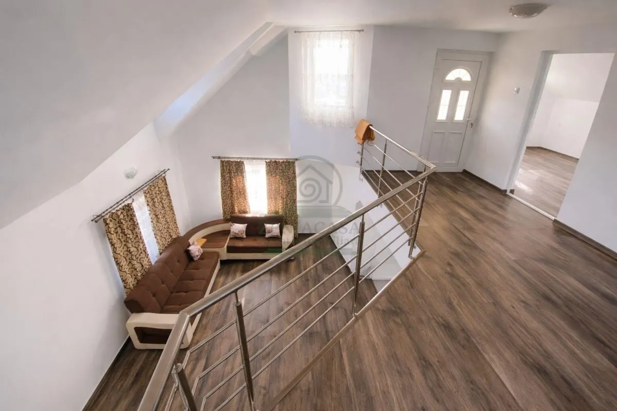 Casa 4 camere Voinesti Iasi  + 820 mp teren - foto 3