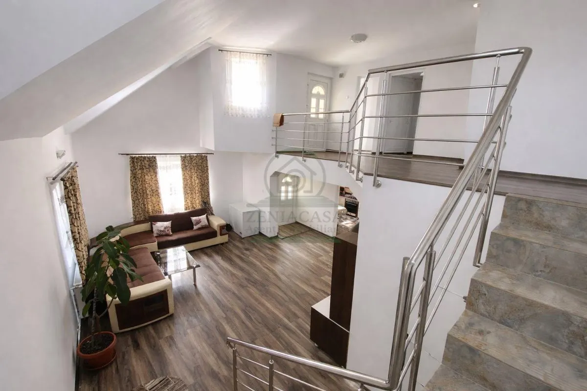 Casa 4 camere Voinesti Iasi  + 820 mp teren - foto 4