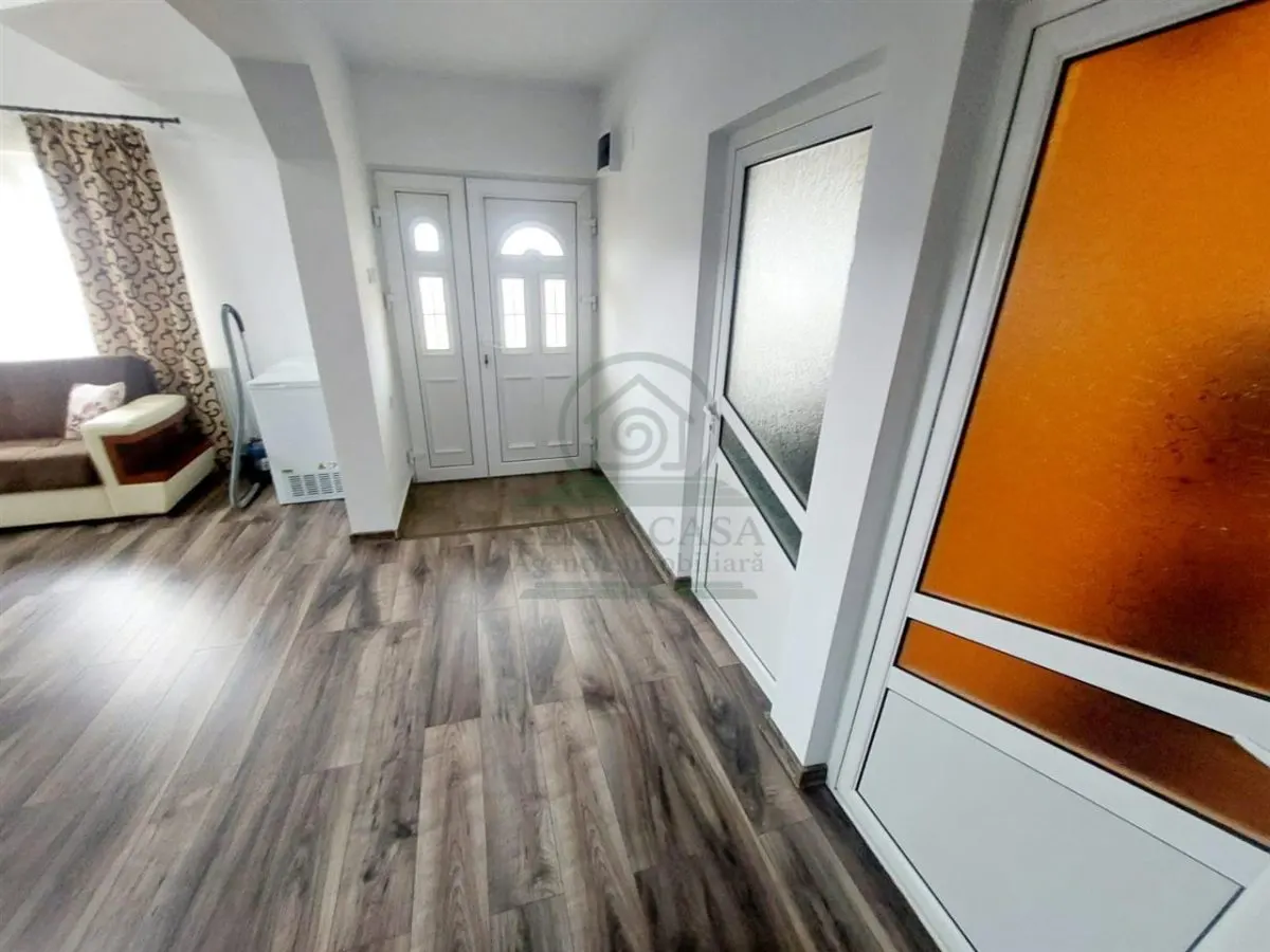 Casa 4 camere Voinesti Iasi  + 820 mp teren - foto 5