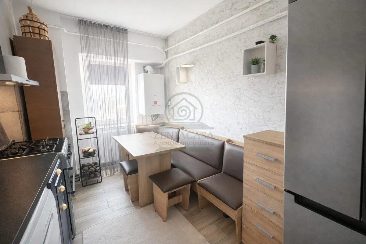 Apartament Iasi 2 camere decomandat Bld Socola - foto 6