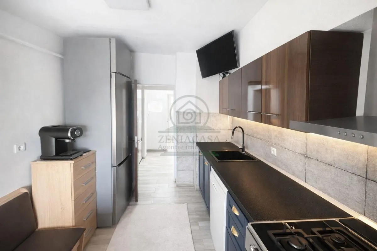 Apartament Iasi 2 camere decomandat Bld Socola - foto 7