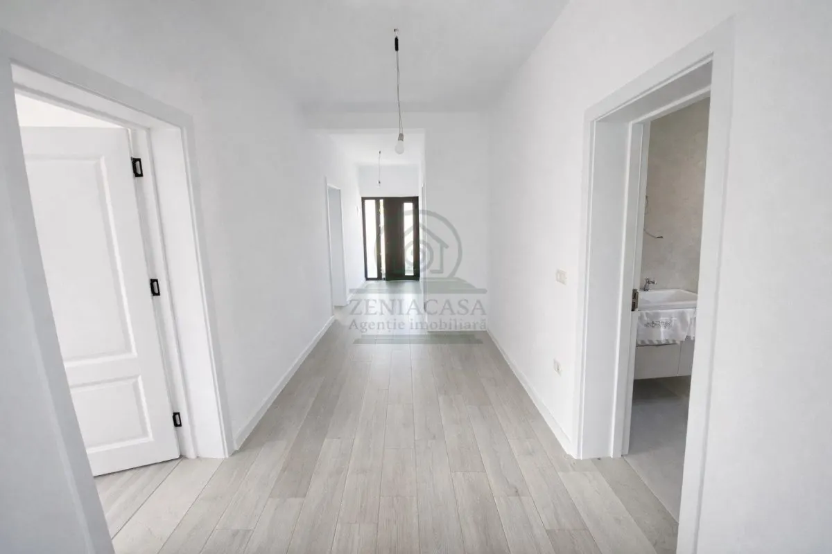 Casa Letcani Iasi, 500 mp teren, Beci - foto 2