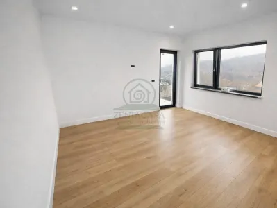 Casa Rediu Iasi 4 camere/2bai, 600 mp teren! - foto 5