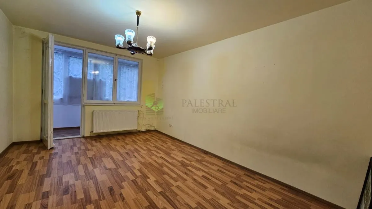 expira in 2 luni Exclusivitate  Remax 2 camere zona Tractorul,etajul 1, 105000 Euro - foto 2