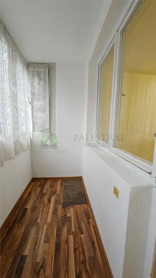 expira in 2 luni Exclusivitate  Remax 2 camere zona Tractorul,etajul 1, 105000 Euro - foto 3