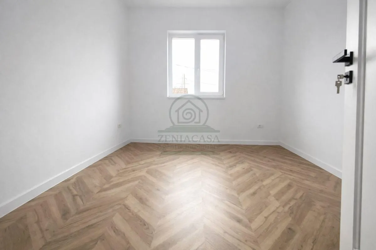 Casa Horpaz Miroslava 4 camere/2 bai FINALIZATA si CANALIZARE - foto 11