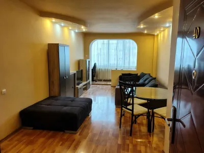 2 CAMERE VLAHUTA mobilat 105000 Euro - foto 2
