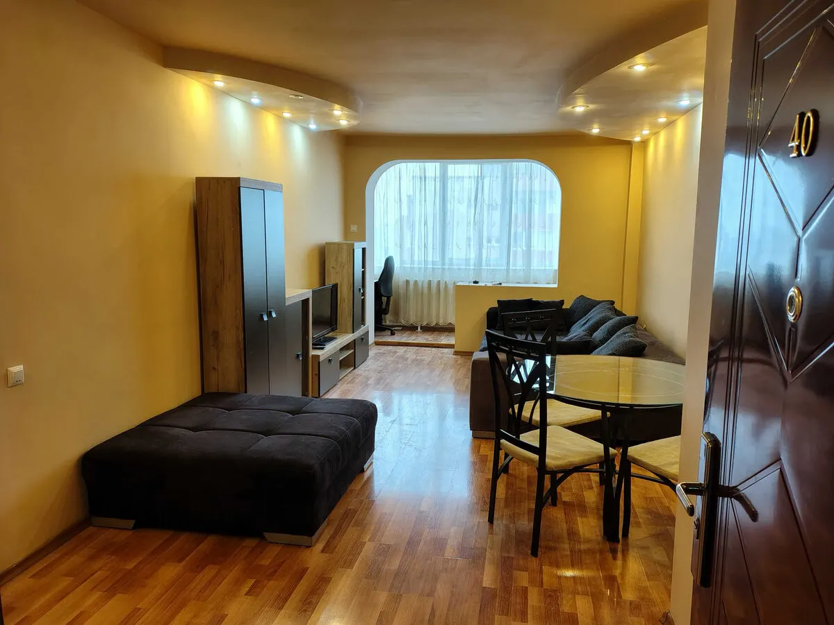 2 CAMERE VLAHUTA mobilat 105000 Euro - foto 2