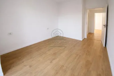Casa  Visani Iasi 3 camere/ 2 bai/ FINALIZATA 120.000 euro - foto 13
