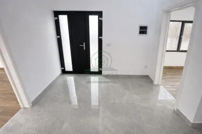 Casa Hlincea Iasi + 1500 mp teren vedere padure! zona deosebita! - foto 7