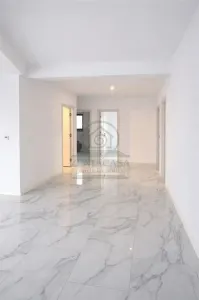 Casa Miroslava Ciurbesti,  5 camere , garaj, beci - foto 2