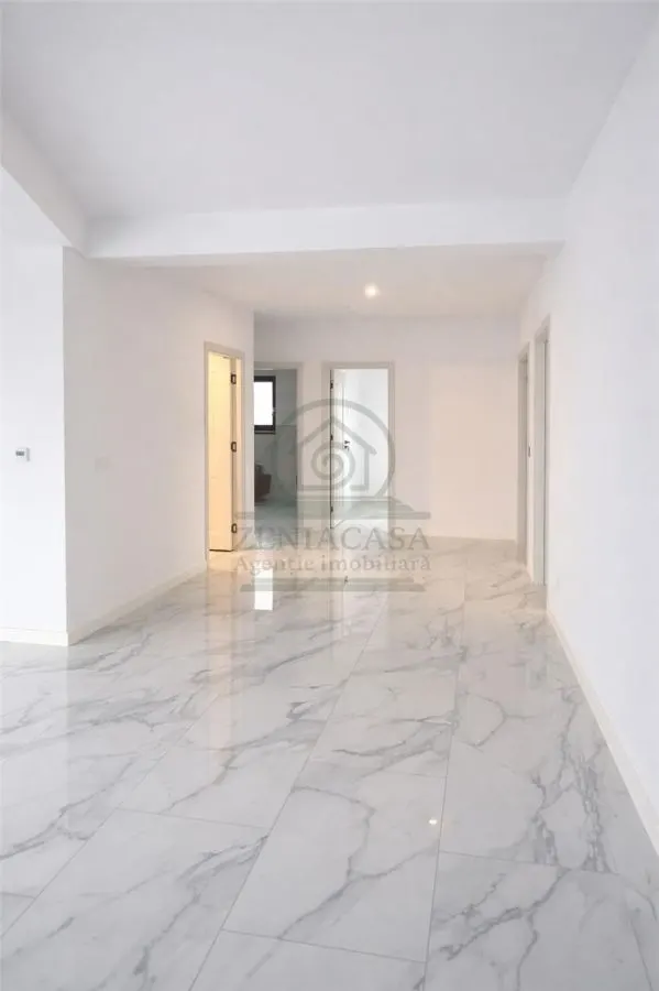 Casa Miroslava Ciurbesti,  5 camere , garaj, beci - foto 2