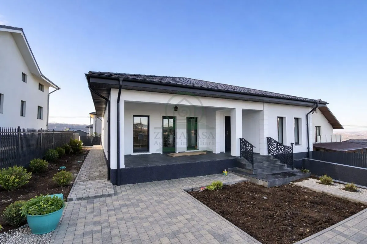 Casa Miroslava Ciurbesti,  5 camere , garaj, beci - foto 10