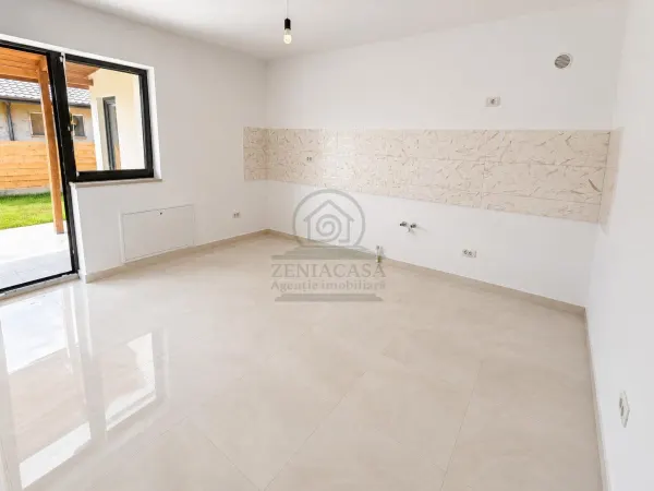 Casă 3 camere Miroslava - poza 5