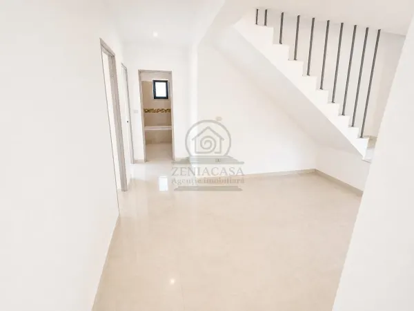 Casă 3 camere Miroslava - poza 8