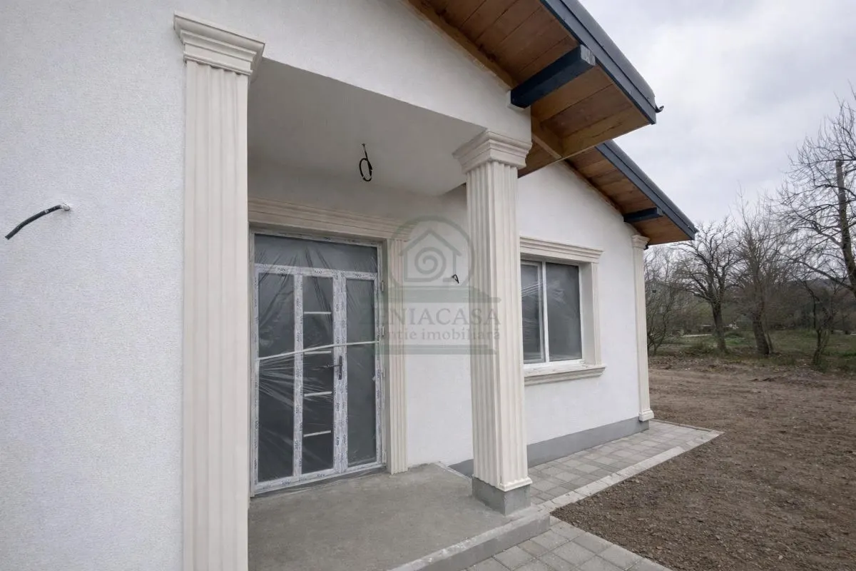 Casa Tomesti Iasi 3 camere / CANALIZARE si ASFALT - foto 1